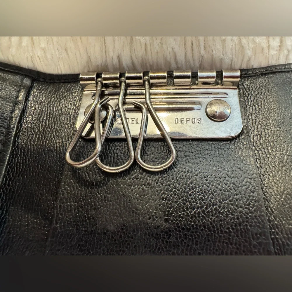 Gucci Unisex Leather Wallet Keyholder - Vintage - EUC